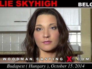 Julie Skyhigh casting