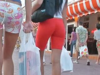 Hot girls in booty shorts very quickly made the ca